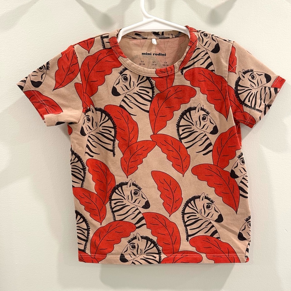 Mini Rodini Beige Tee with Red Leaf & Black Zebra Motif